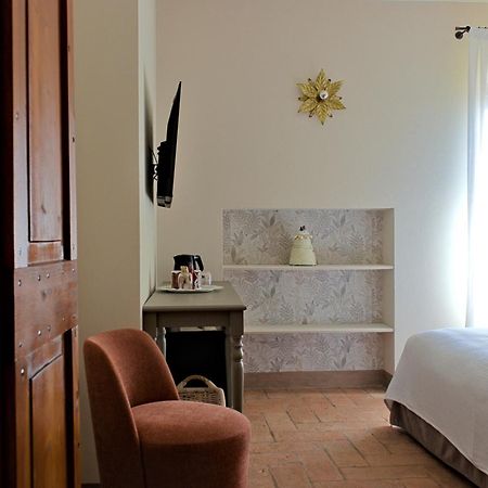 קסטלארו Le Mansarine Charme B&B מראה חיצוני תמונה