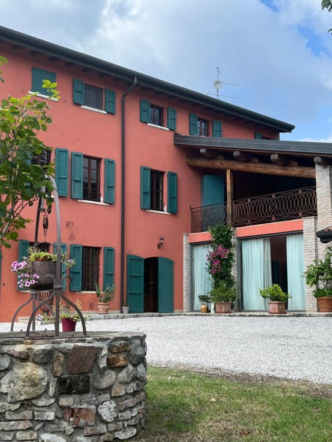 קסטלארו Le Mansarine Charme B&B מראה חיצוני תמונה