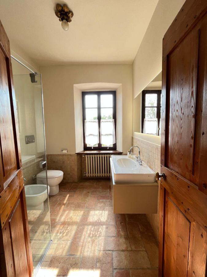 קסטלארו Le Mansarine Charme B&B מראה חיצוני תמונה